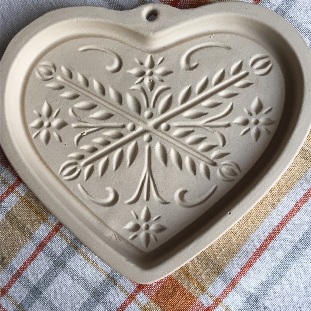 Pampered Chef Anniversary Heart Cookie Mold